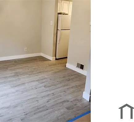 6865 E Arizona Ave #C — Photo 2
