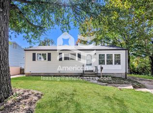 9030 Marcella Ave, Saint Louis, MO 63121