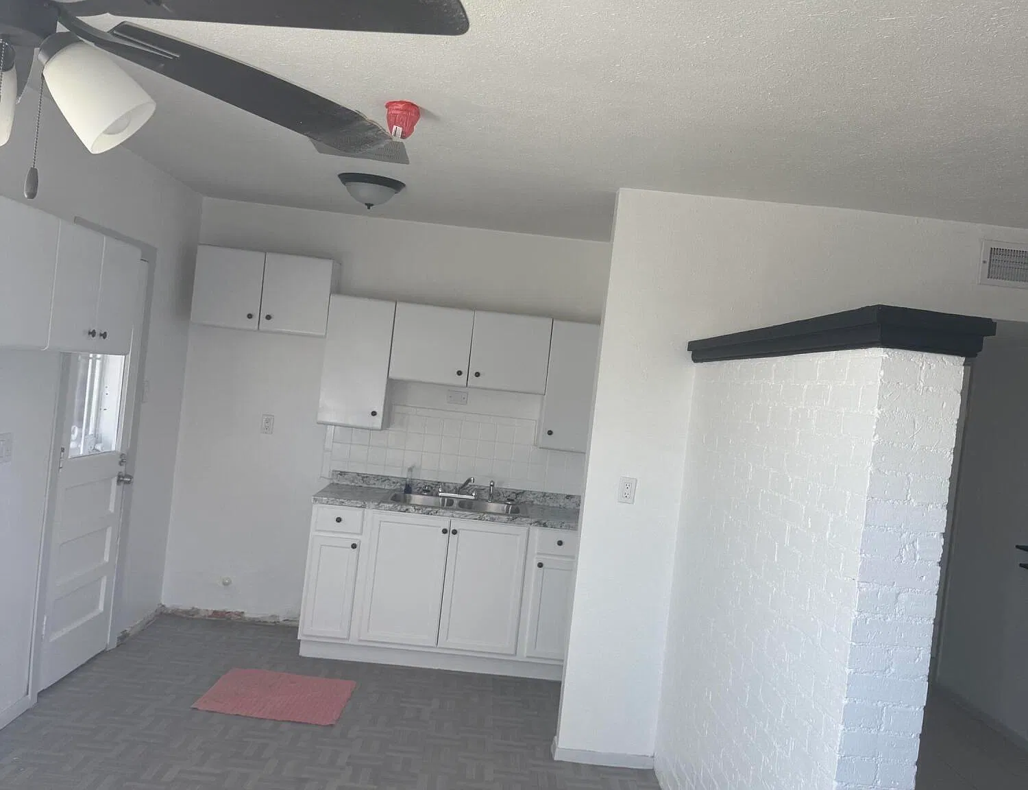 3 bed, 1.5 bath, 1696 sqft, $1,450 — Photo 3