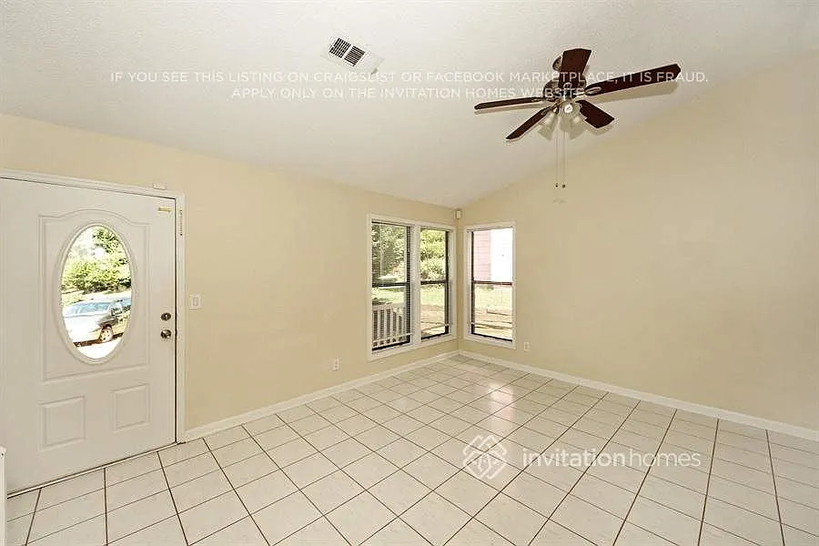 1141 Heritage Glen Dr Norcross, GA 30093 — Photo 2