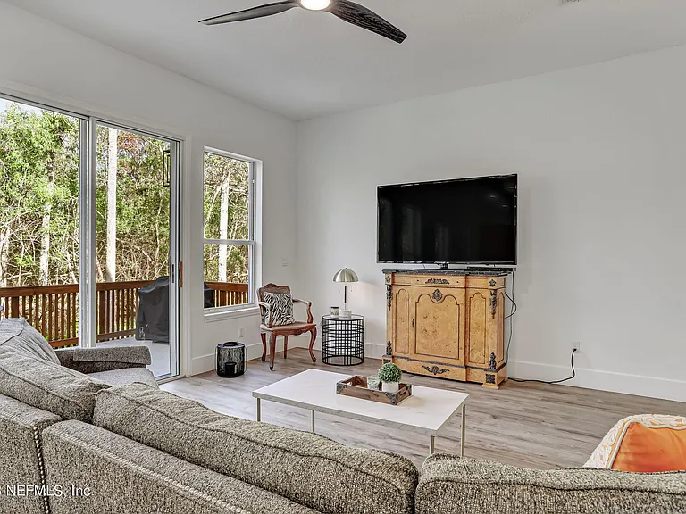 140 Oceans Edge Dr — Photo 24