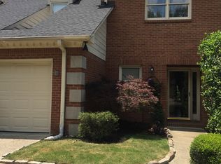 3052 Old Stone Dr, Birmingham, AL 35242