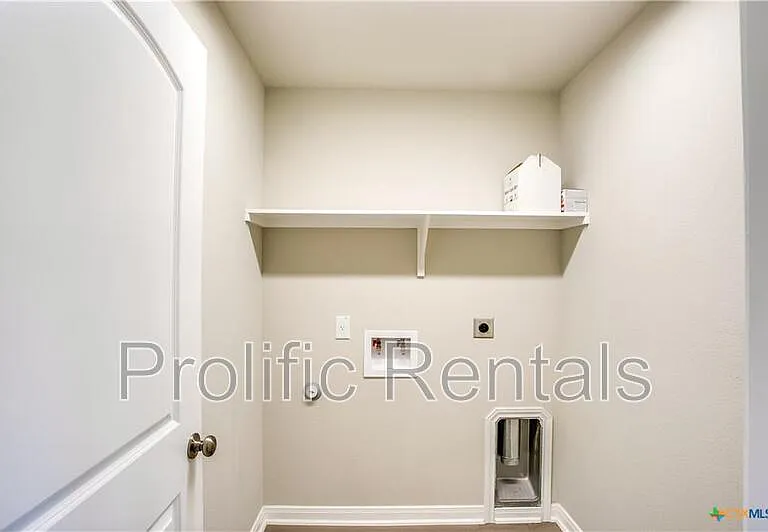 805 Stockdale Rd — Photo 22