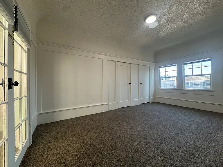 3647 West St — Photo 12