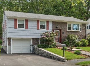 87 Lockwood Rd, Lynn, MA 01904