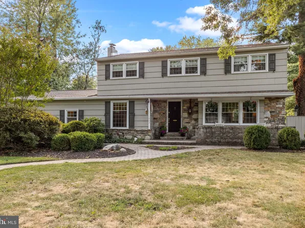 1903 Woodland Dr, Yardley, PA 19067