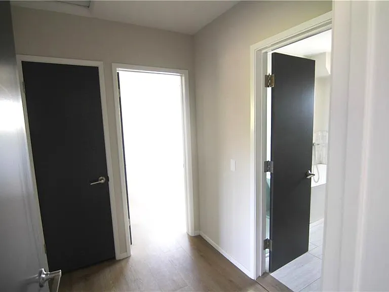 1512 N Allen Ave — Photo 8