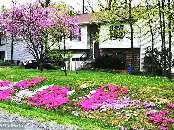 2nd image of 112 Bell Haven Cir
