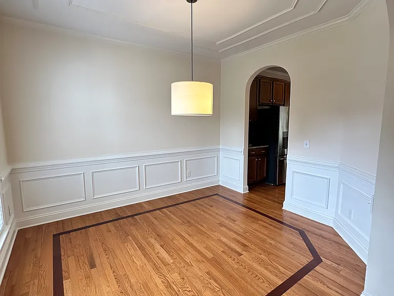 4612 Cottendale Dr — Photo 8