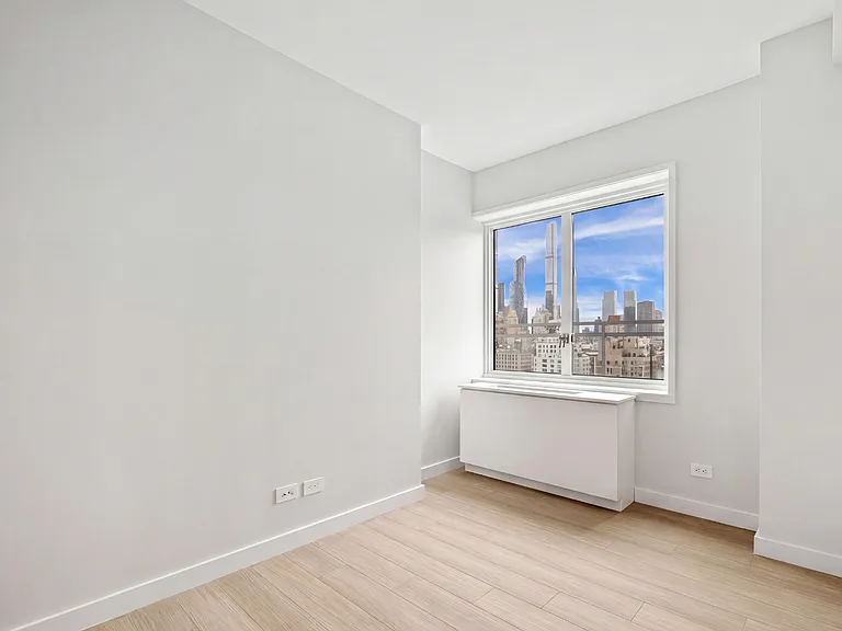165 E 66th St #19A — Photo 14