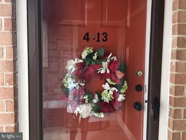 4-13 Aspen Way
