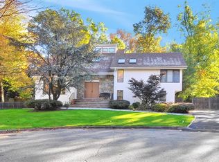 21 Mission Way, Tenafly, NJ 07670