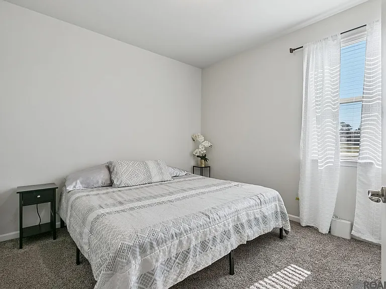 6527 Tiger Pointe Dr — Photo 13