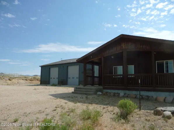 128 Sauk Trl, Pinedale, WY 82941