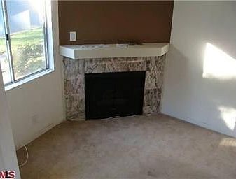 3rd image of 21838 Saticoy St APT C