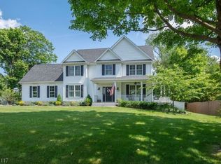 79 Fairmount Ave, Chester, NJ 07930