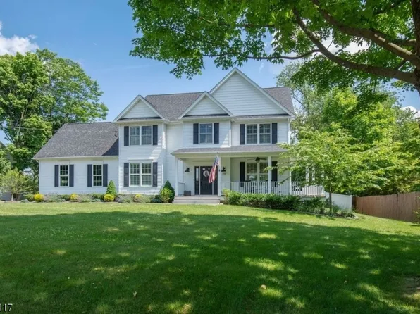 79 Fairmount Ave, Chester Boro, NJ 07930