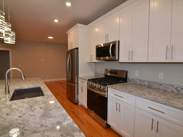 37 Jackson Rd #3 — Photo 2