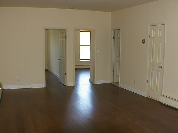 4th image of 6213 14th Ave