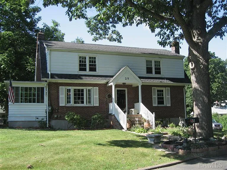 25 Treadwell Cir — Photo 8