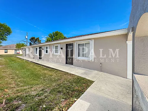 1321 SE 8th Ave Photo 1