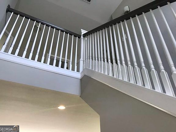 5th image of 1549 Hillary Cove Ct