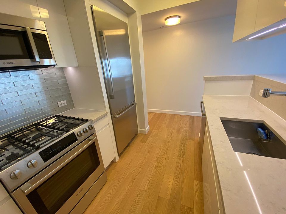 1st image of 13835 39th Ave APT 9