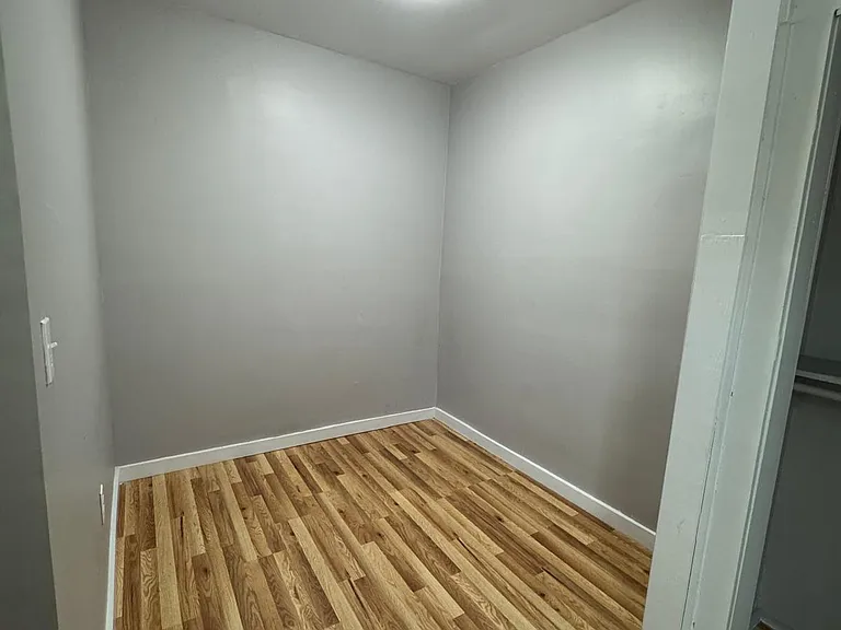 217 Harral Ave — Photo 7