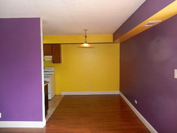5th image of 1033 Buccaneer Dr APT 5