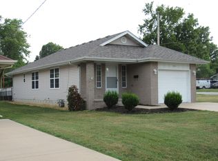 348 W Olive St, Republic, MO 65738