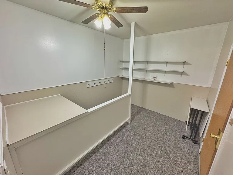 604 Summit Rd — Photo 14