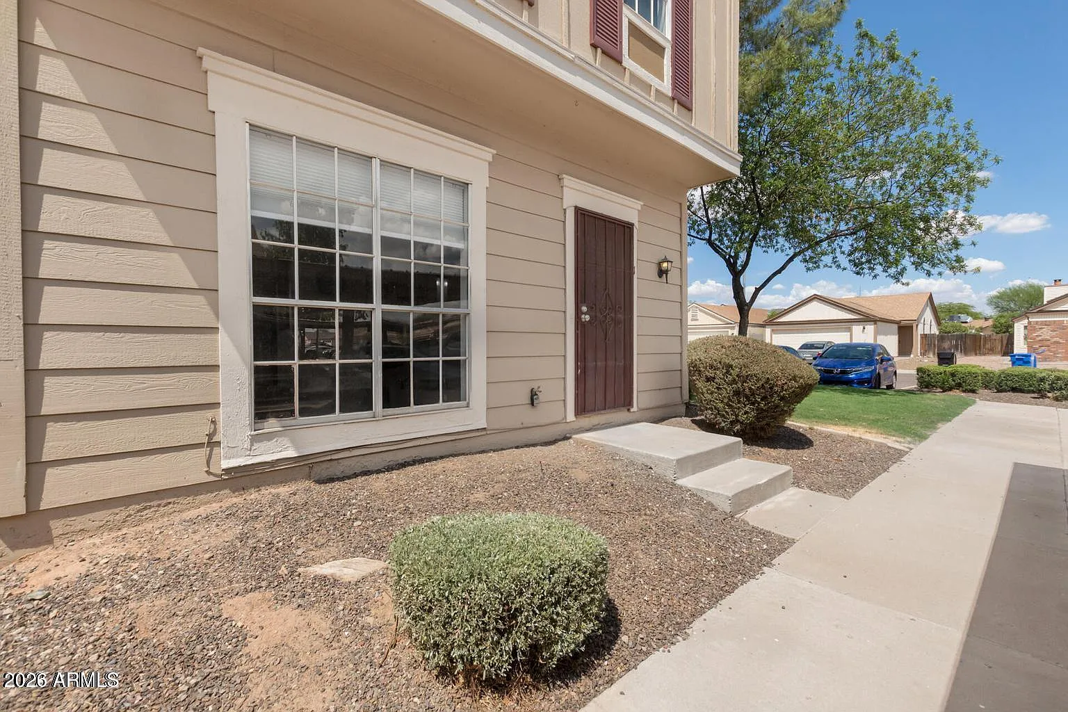 2 bed, 2.5 bath, 1200 sqft, $1,675 — Photo 1