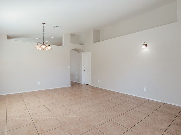 3rd image of 5861 W Agave Bloom Ln