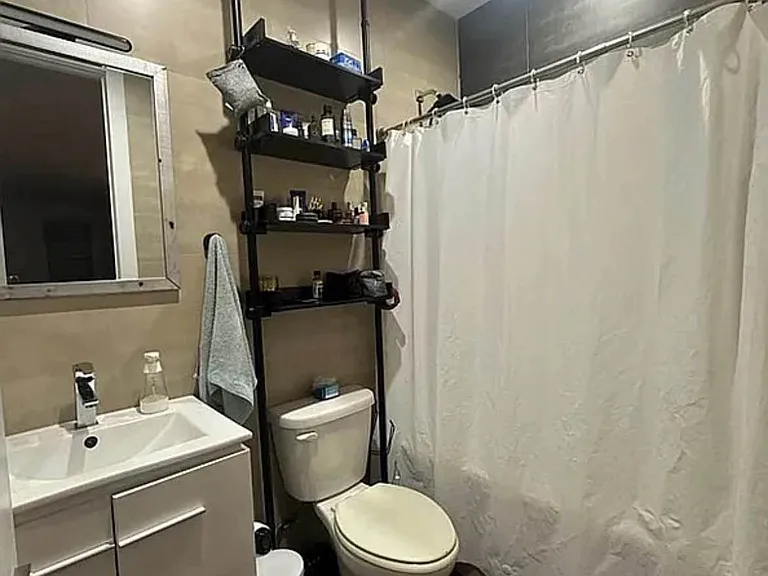 127 Kingston Ave #2R — Photo 5