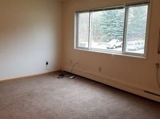 1315 8th St NW APT 10, Minot, ND 58703
