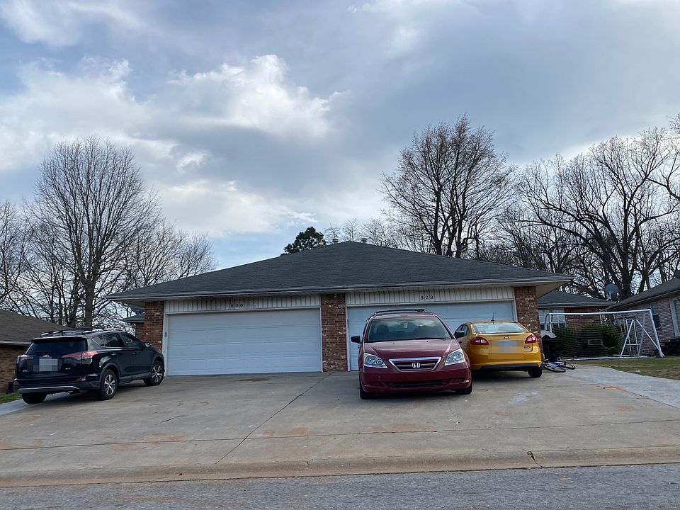 1st image of 828-830 E Kara Ln