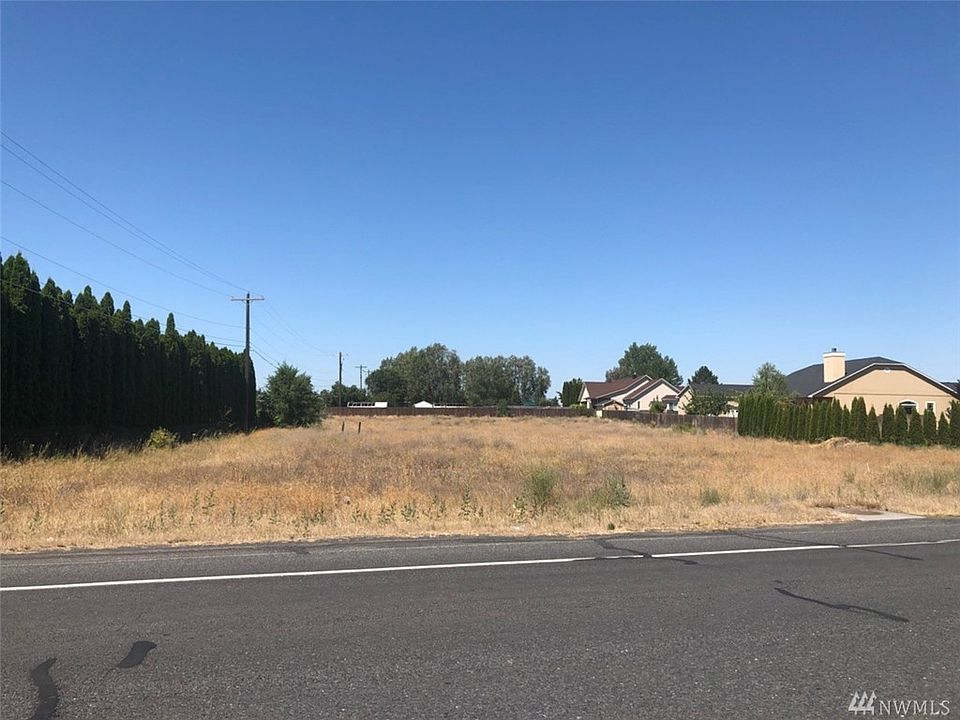 1st image of 3190 Westshore Dr NE