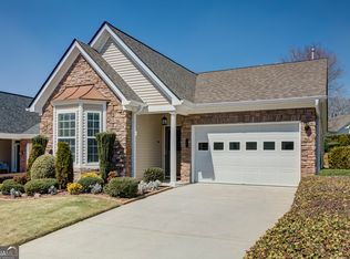 5 Hampshire Ln, Newnan, GA 30265
