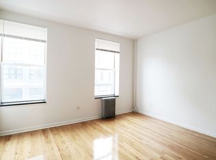 590 Manhattan Ave APT 2, Brooklyn, NY 11222