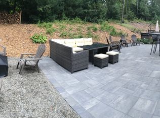 51 Western Ave, Sherborn, MA 01770