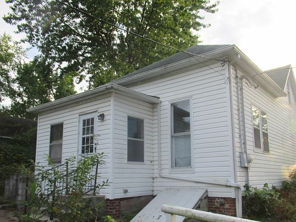 2nd image of 1000 S Roosevelt St