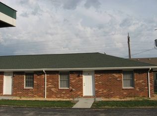 3205 S Kimbrough Ave, Springfield, MO 65807