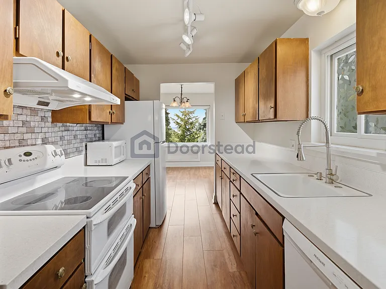 11515 Greenwood Ave N #B — Photo 16