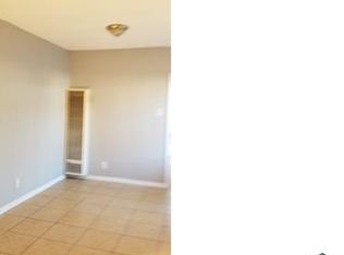 1037 E 7th St APT 4, Long Beach, CA 90813