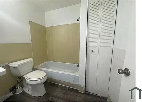 2 bed, 900 sqft, $875 — Photo 4