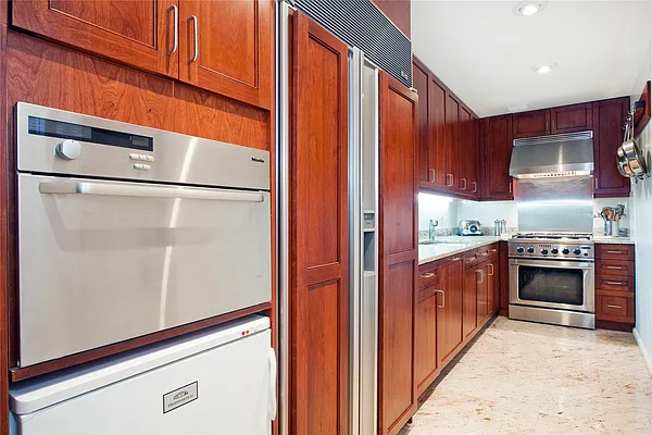 Sold by Douglas Elliman | media 4