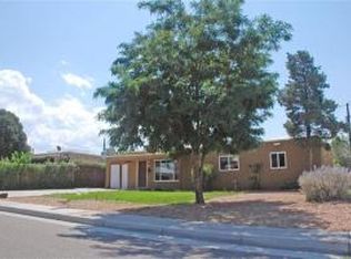 8036 Hannett Ave NE, Albuquerque, NM 87110