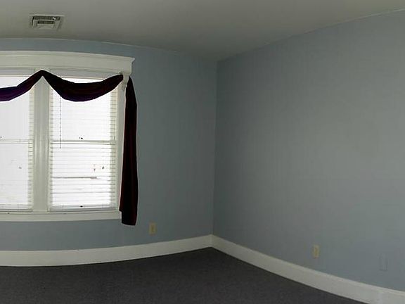 3rd image of 223 N Alarcon St APT A