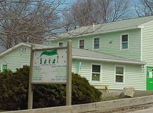33 Grand Ave, Hudson, NH 03051