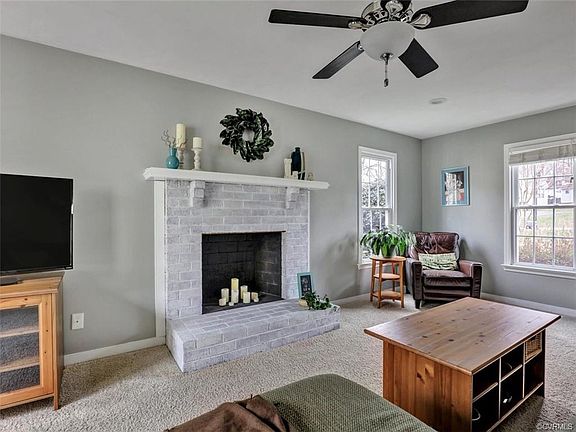5th image of 9209 Crystal Pointe Pl